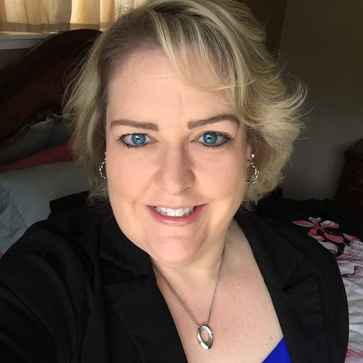 Penny Thomas Photo 27
