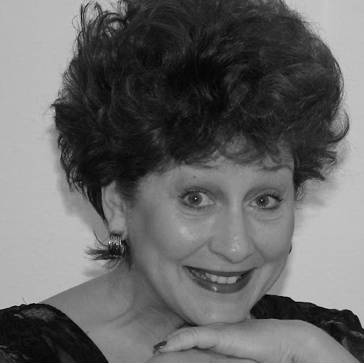 Kathleen Lawson Photo 33
