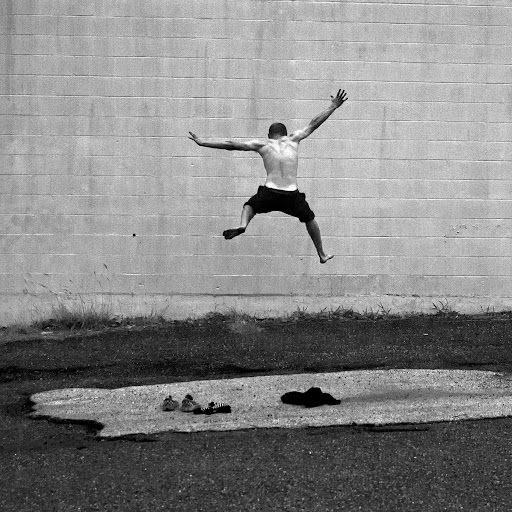 Joshua Yates Photo 26