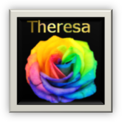 Theresa Hanson Photo 28