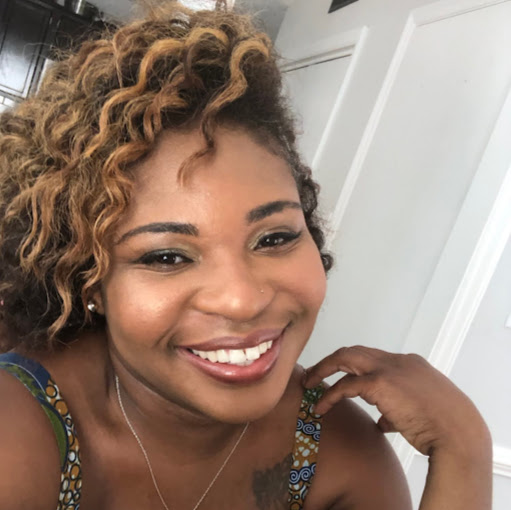 Brittany Smith Photo 26