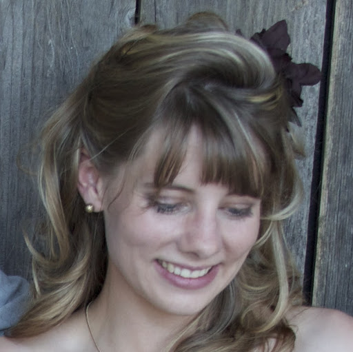 Joy Nielsen Photo 32