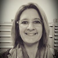 Suzanne Raia Photo 4