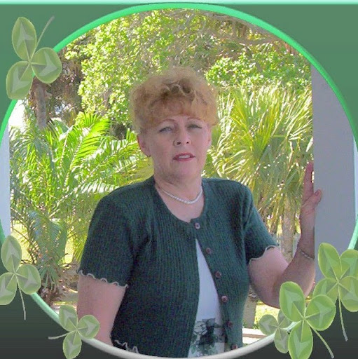 Bobbie Anderson Photo 35