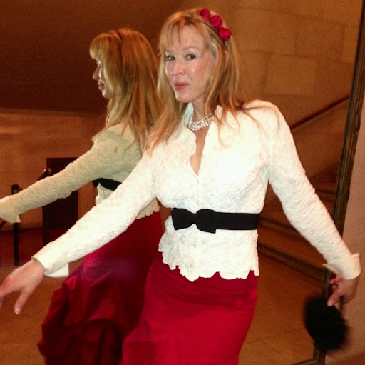 Carolyn Norton Photo 17