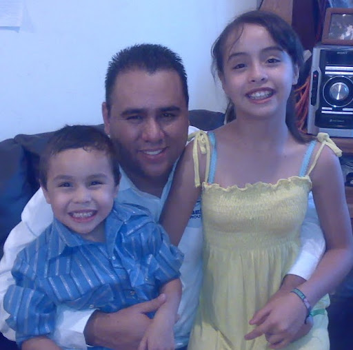 Enrique Rios Photo 11