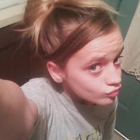 Alexis Robertson Photo 18