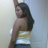 Luz Tavarez Photo 11
