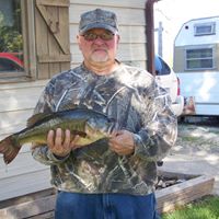 Dennis Snyder Photo 39