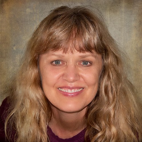 Connie Smiley Photo 30