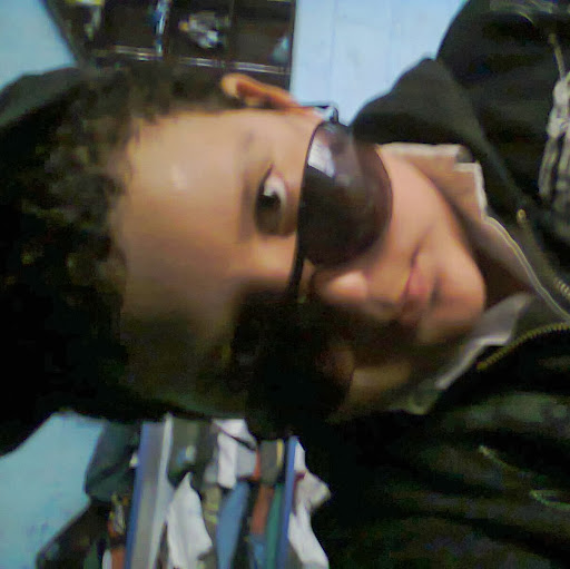 Andy Davila Photo 6