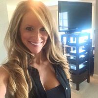 Lindsey Metzger Photo 13