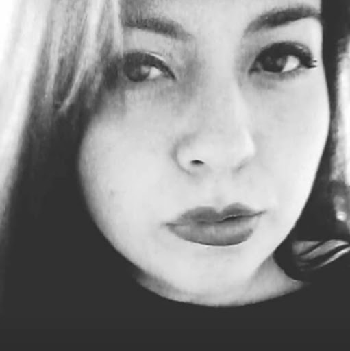 Nataly Pineda Photo 8