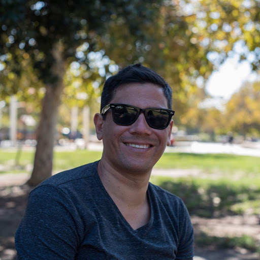 John Lara Photo 29