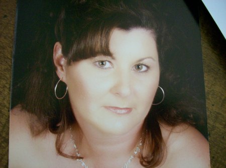 Julie Sutton Photo 19