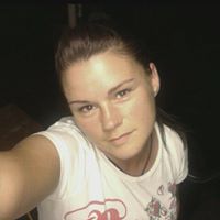 Michelle Downing Photo 33