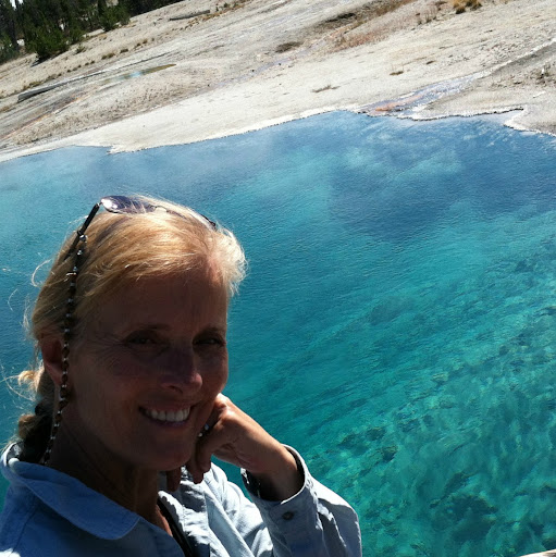 Pamela Rasmussen Photo 14