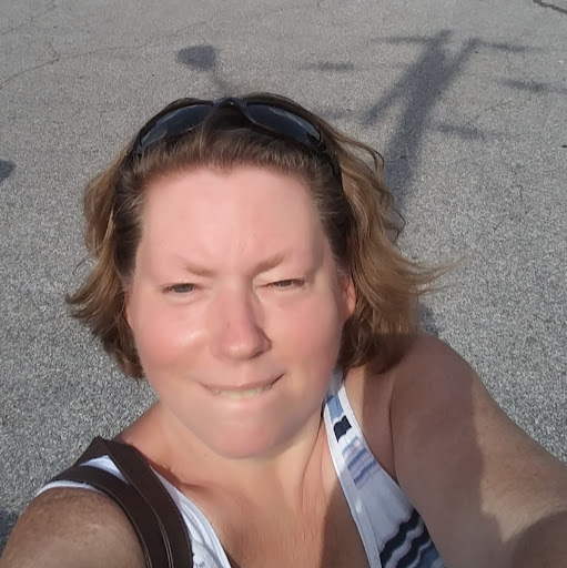 Lori Wells Photo 28