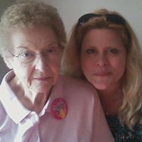 Laurie Marshall Photo 39