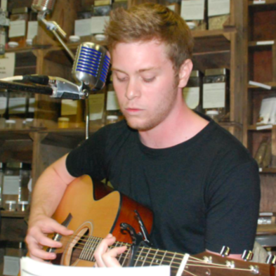 Erik Barnes Photo 30