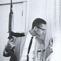 Derrick Holmes Photo 24