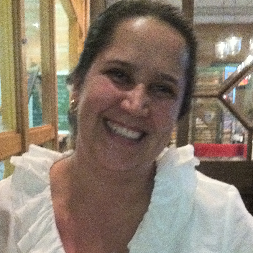 Melissa Campos Photo 37
