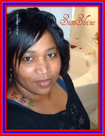 Diana Lewis Photo 24
