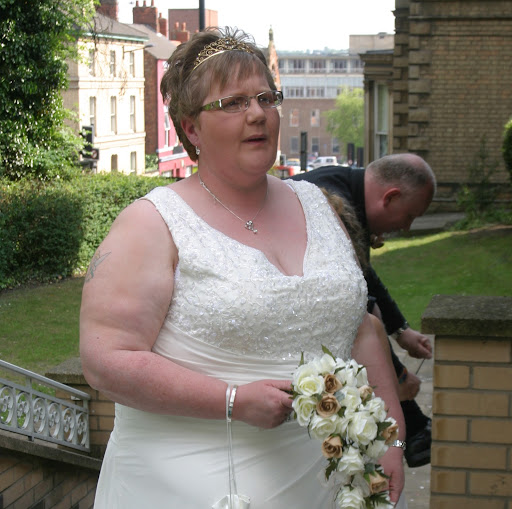 Elaine Cook Photo 32