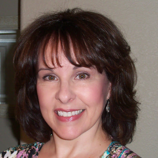 Denise Schultz Photo 30