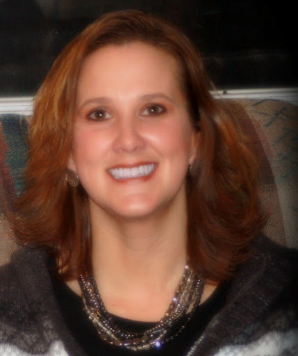 Lynn Howe Photo 29