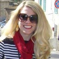 Julie Robertson Photo 21