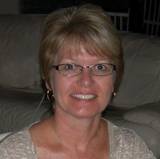 Elizabeth Leavitt Photo 21