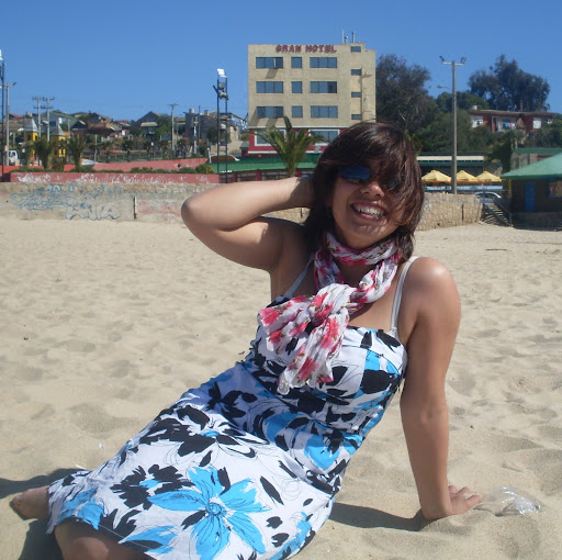Elena Martinez Photo 11