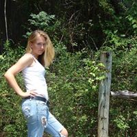 Clara Elliott Photo 19