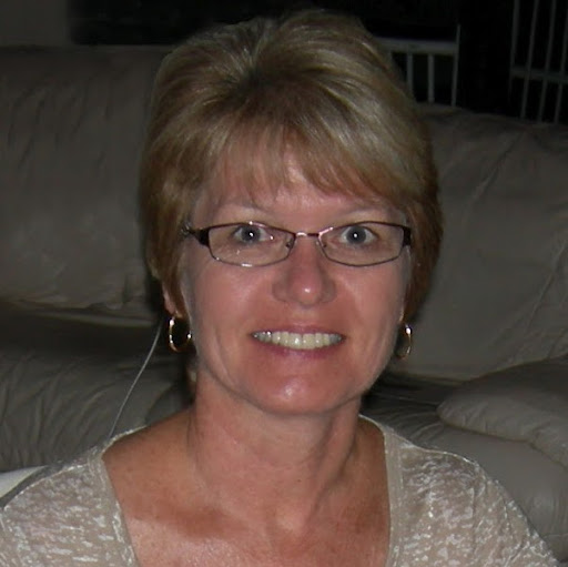 Elizabeth Leavitt Photo 20