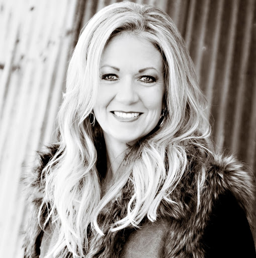 Tracy Jensen Photo 37
