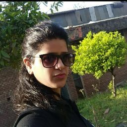 Shweta Sharma Photo 11