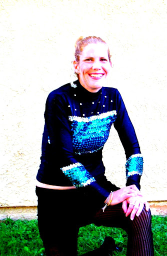 Julie Grimm Photo 12