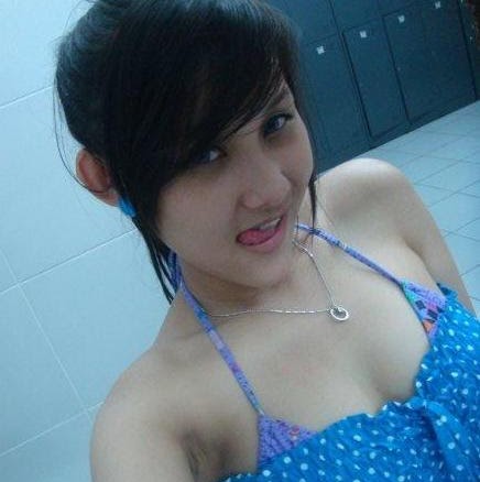 Nancy Holly Photo 7