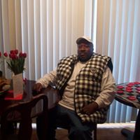 Marshall Holmes Photo 33