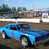 Johnny Bussell Photo 3