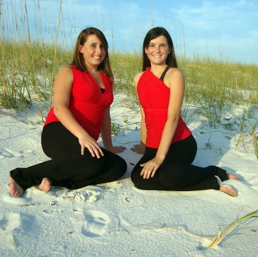 Emily Mills Photo 31