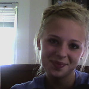 Amelia Rogers Photo 9
