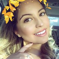 Michelle Trevino Photo 14