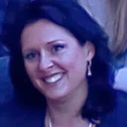 Anne Warren Photo 26