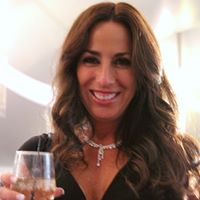Debbie Holly Photo 8