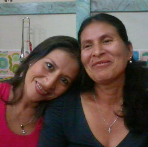 Maria Holguin Photo 39