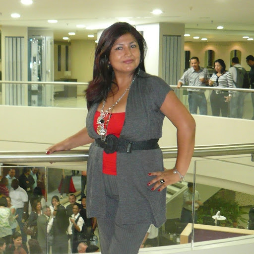 Ysabel Ramirez Photo 7