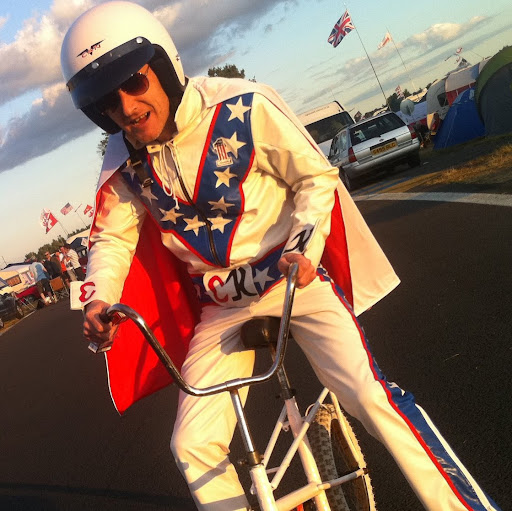 Chris Hall Photo 59