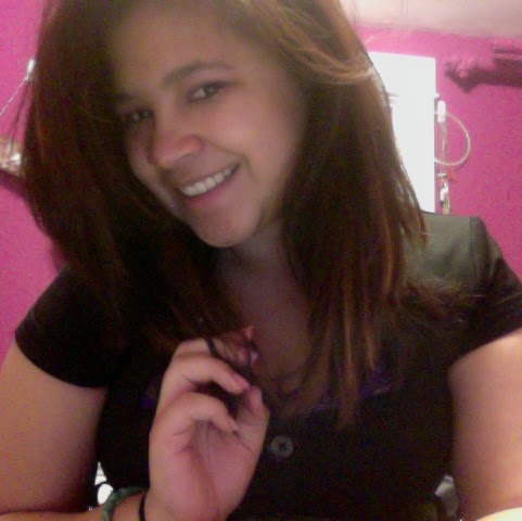 Julia Martinez Photo 17